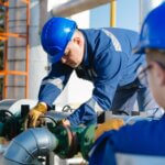 Öljyteollisuuden tulevaisuus – Kuinka puhdistus ja uudelleenkäyttö muovaavat kestävää alaa - Epetek Blogi